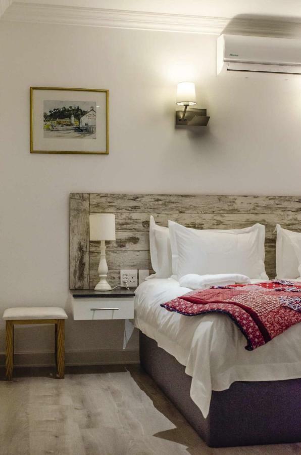 Somerset View Guest House Съмърсет Уест Екстериор снимка