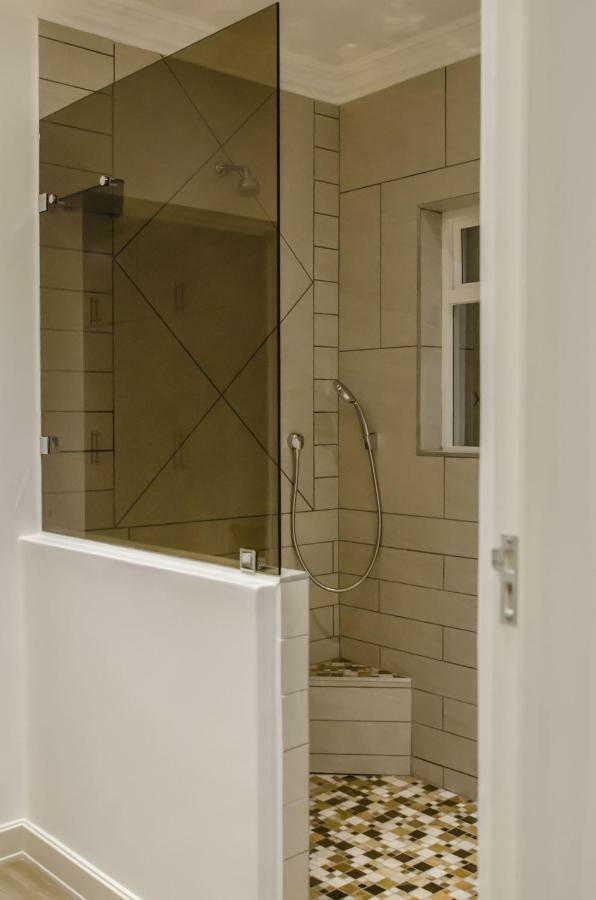 Somerset View Guest House Съмърсет Уест Екстериор снимка