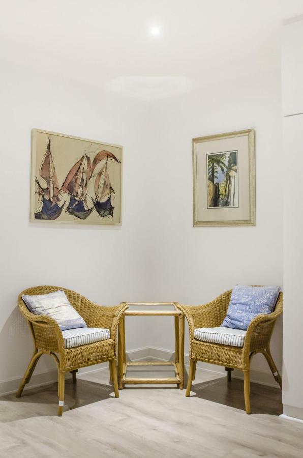 Somerset View Guest House Съмърсет Уест Екстериор снимка
